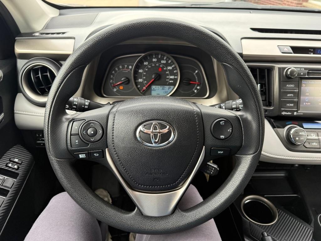 Toyota RAV4 XLE AWD 2015