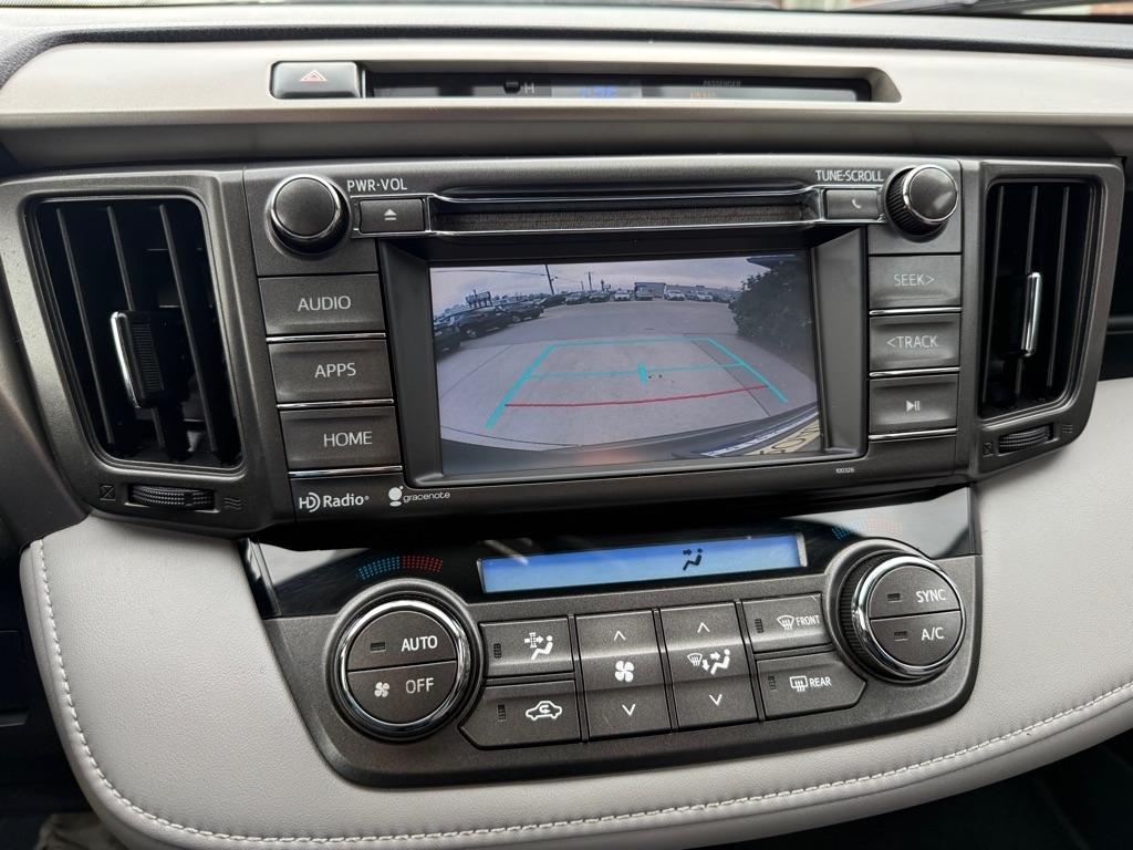 Toyota RAV4 XLE AWD 2015