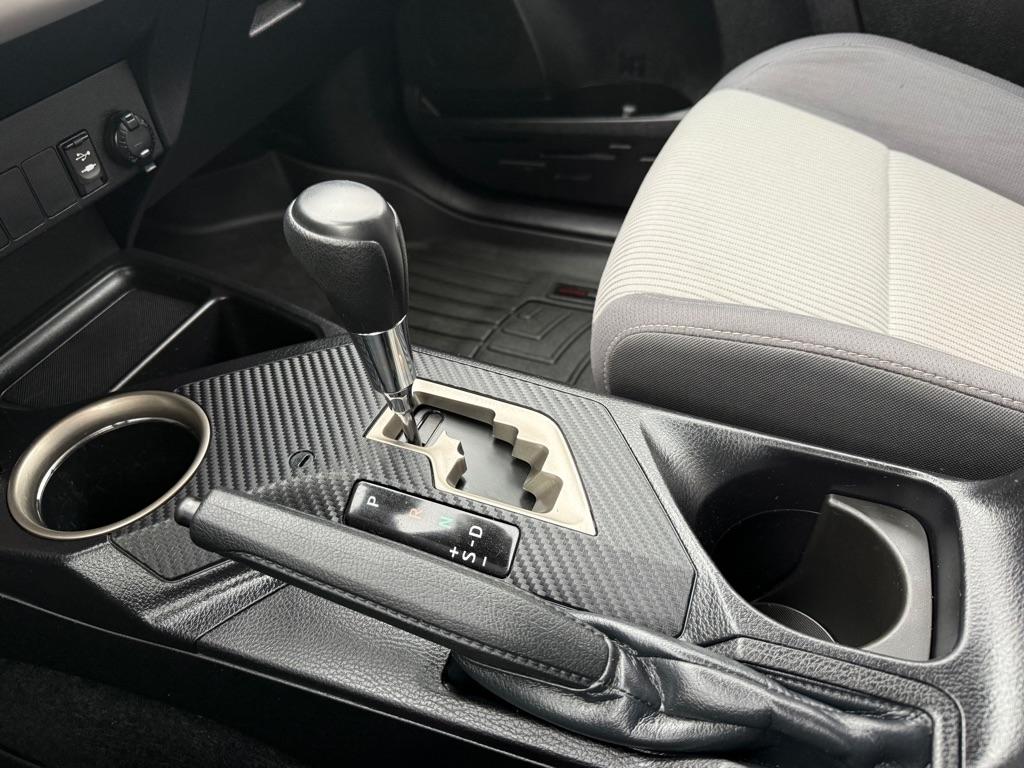 Toyota RAV4 XLE AWD 2015