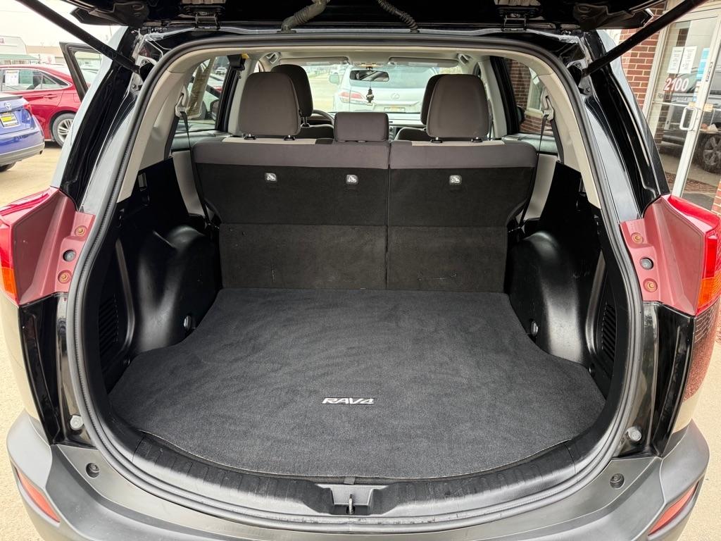 Toyota RAV4 XLE AWD 2015