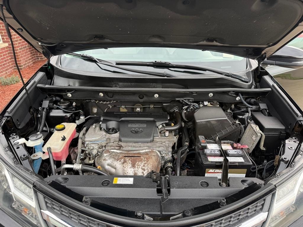 Toyota RAV4 XLE AWD 2015