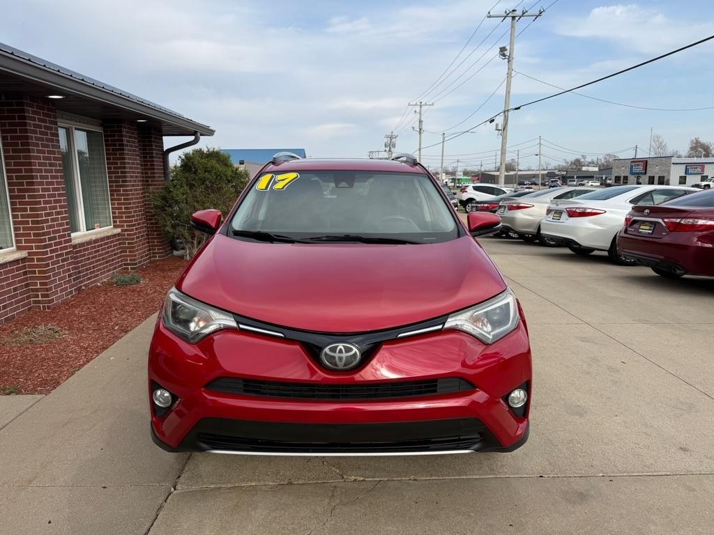 Toyota RAV4 XLE AWD 2017