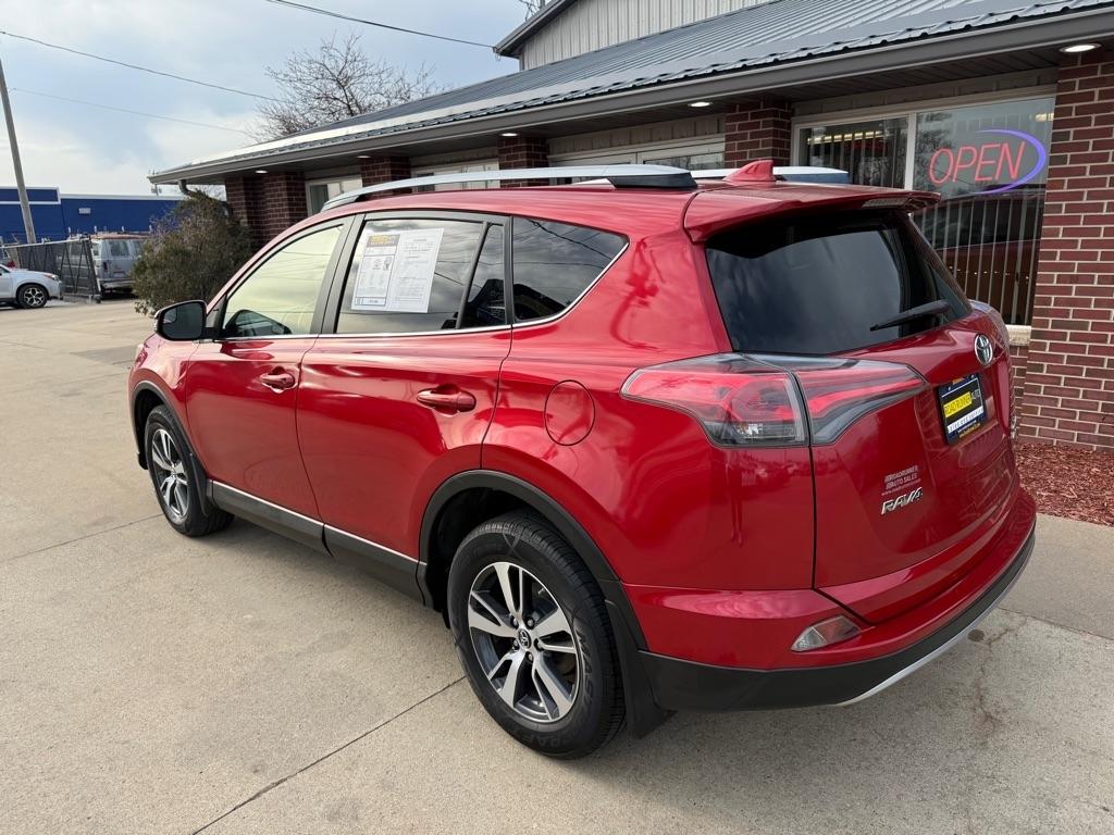 Toyota RAV4 XLE AWD 2017