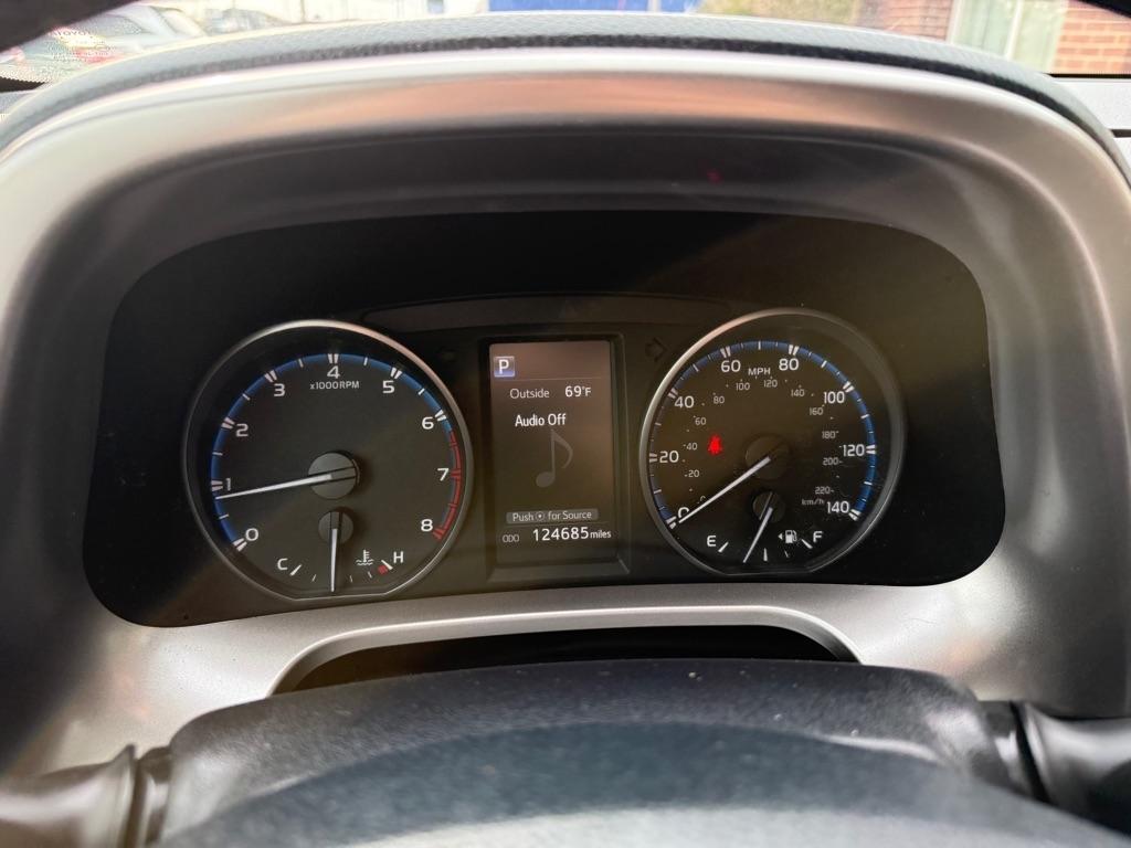 Toyota RAV4 XLE AWD 2017