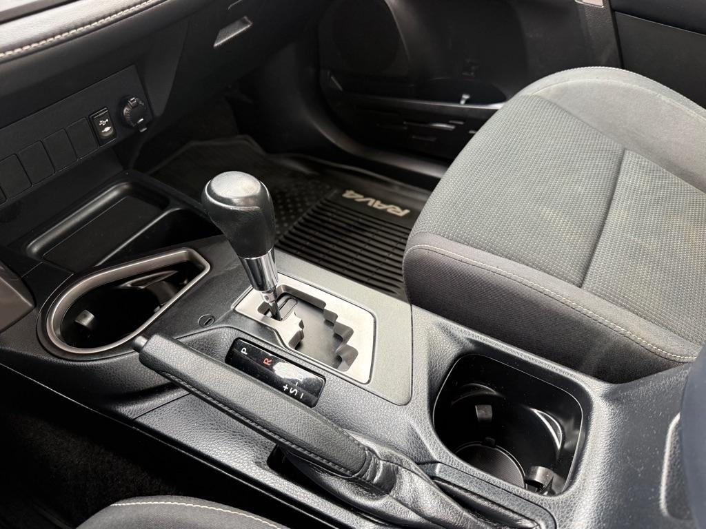 Toyota RAV4 XLE AWD 2017