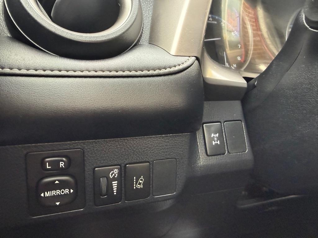 Toyota RAV4 XLE AWD 2017