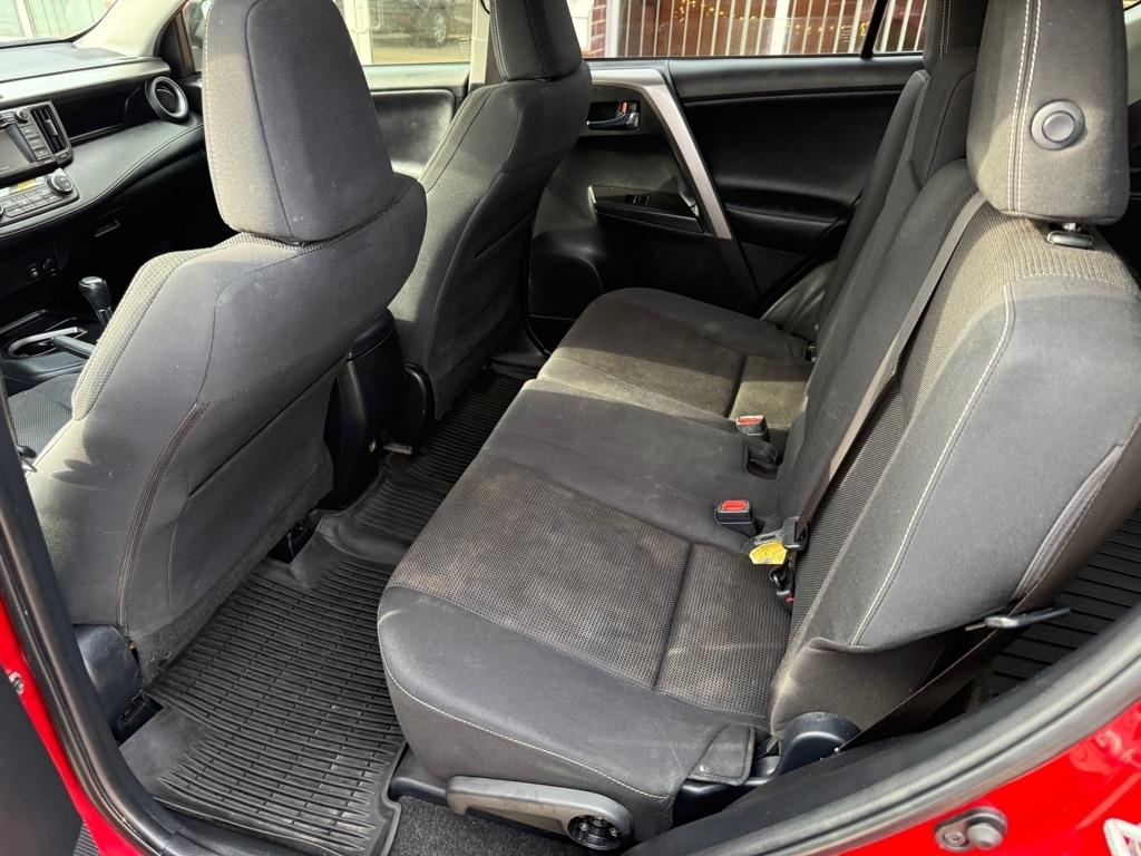 Toyota RAV4 XLE AWD 2017