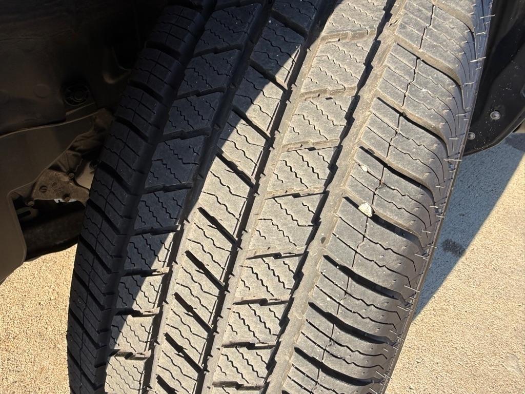 Honda CR-V EX 4WD 5-Speed AT 2011