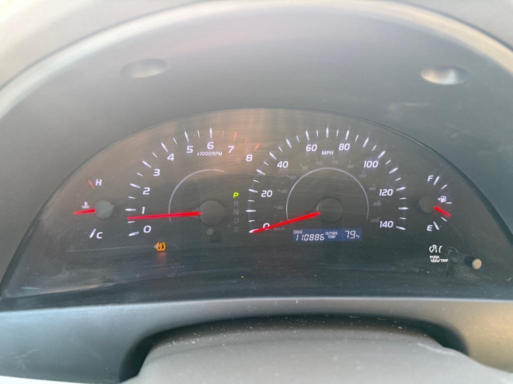 Toyota Camry Base 6-Spd AT 2010