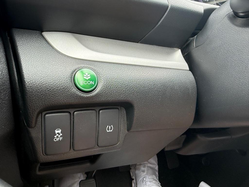 Honda CR-V LX 4WD 5-Speed AT 2014