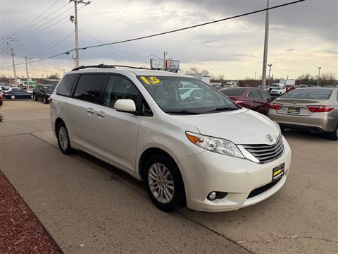 2015 Toyota Sienna XLE Premium FWD 8-Passenger V6