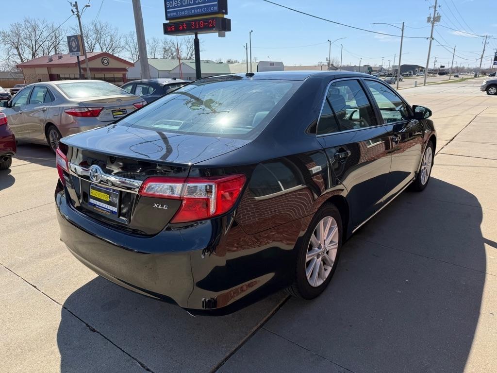 Toyota Camry XLE V6 2014
