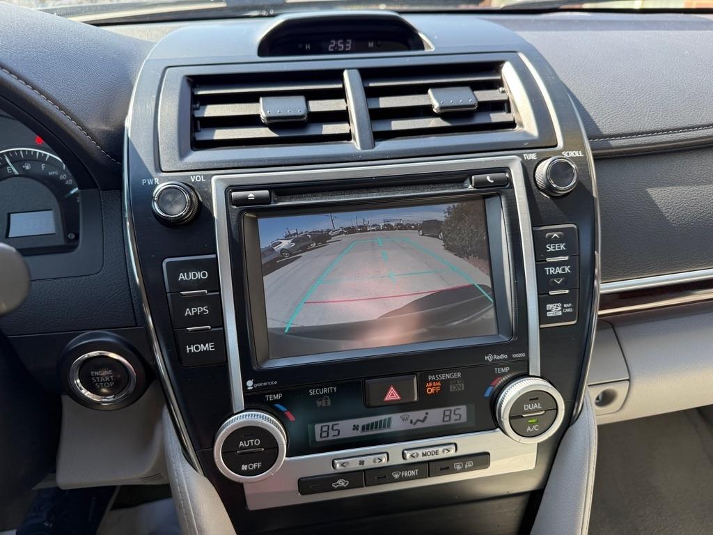 Toyota Camry XLE V6 2014