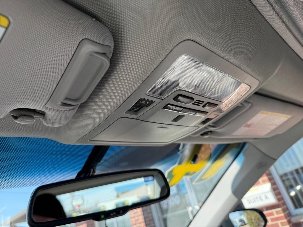 Toyota Camry XLE V6 2014