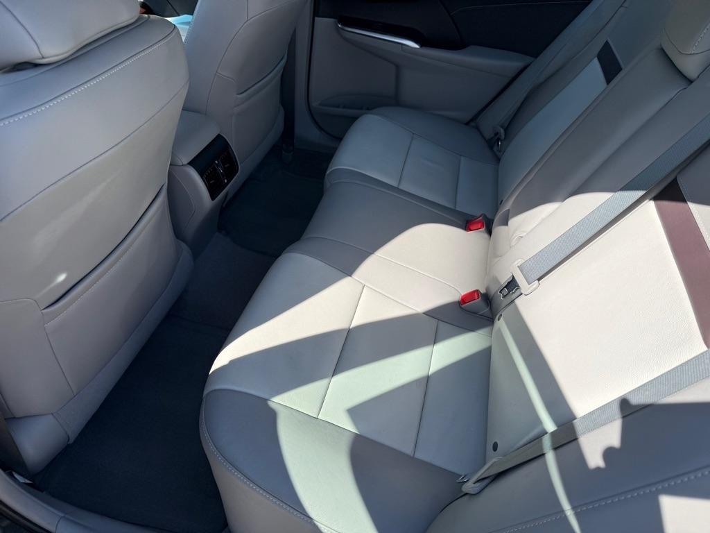 Toyota Camry XLE V6 2014