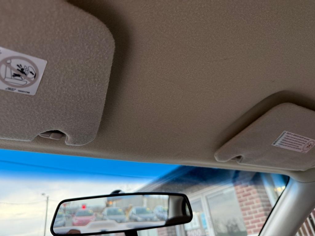 Chevrolet Malibu Base 2001