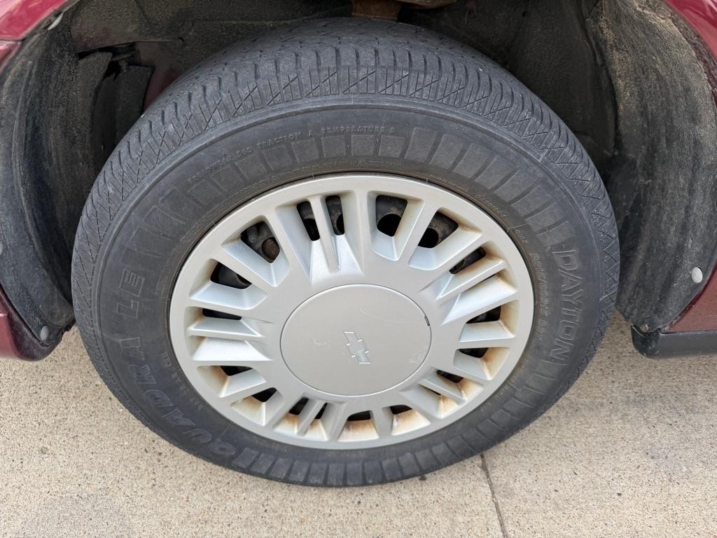 Chevrolet Malibu Base 2001