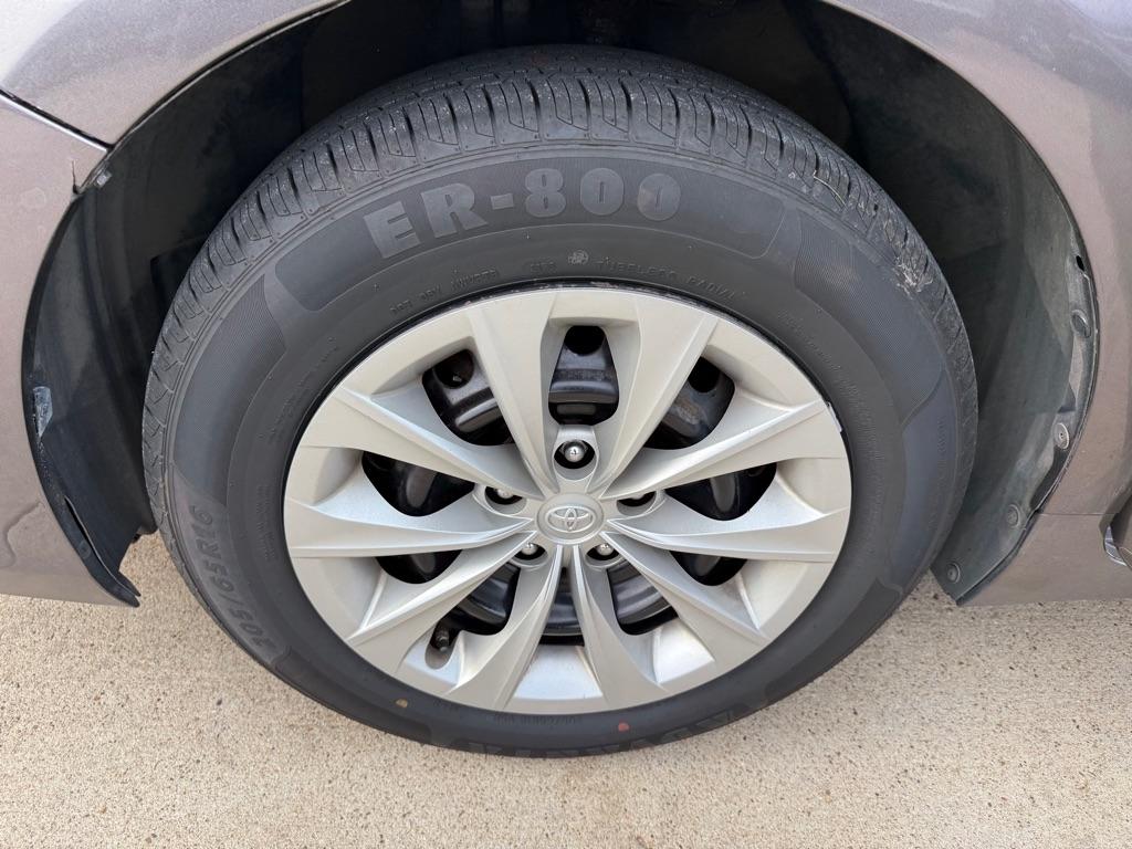 Toyota Camry LE 2015