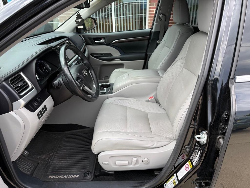 Toyota Highlander Limited AWD V6 2015