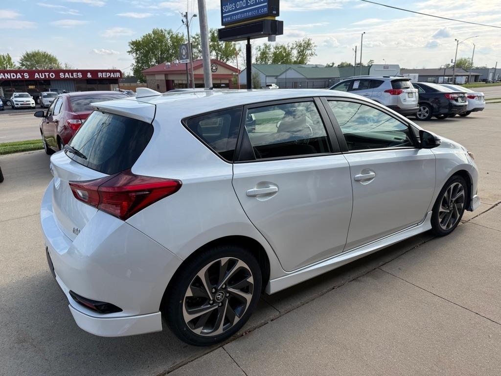 Toyota Corolla iM CVT (Natl) 2018
