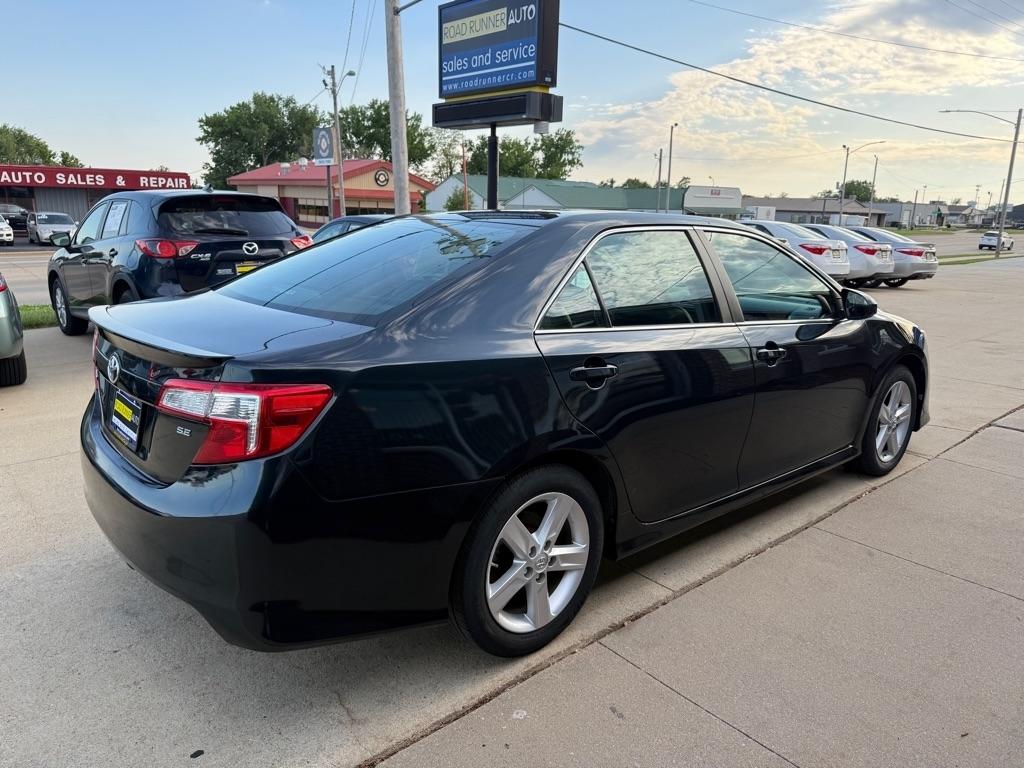 Toyota Camry SE 2013