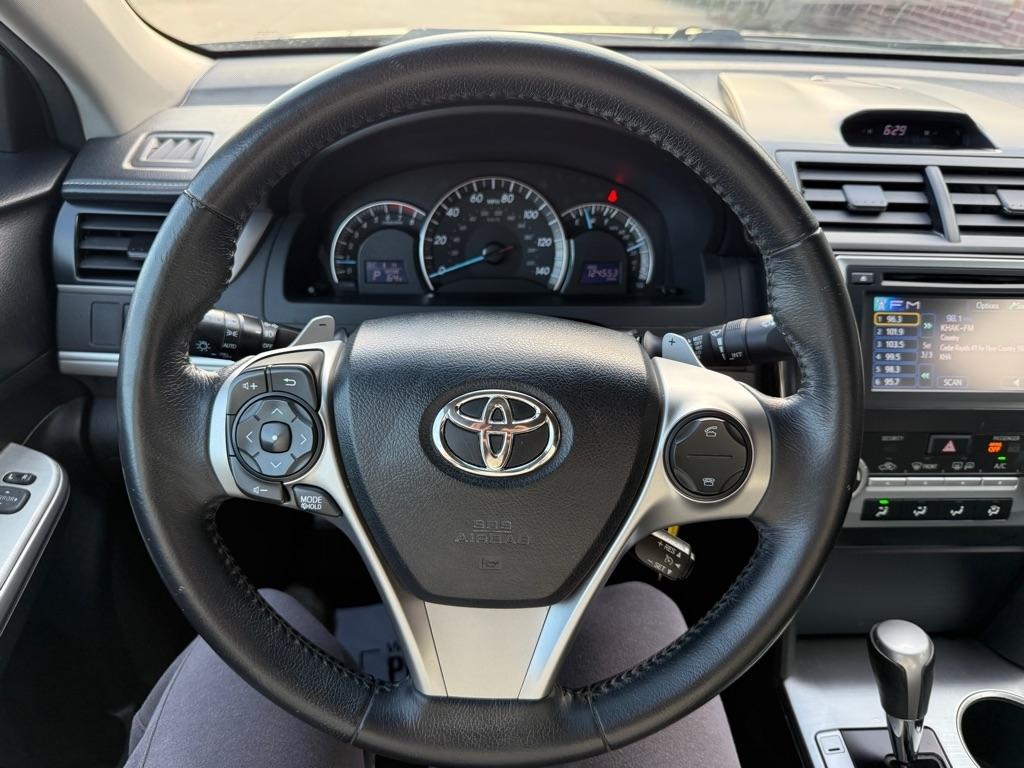 Toyota Camry SE 2013