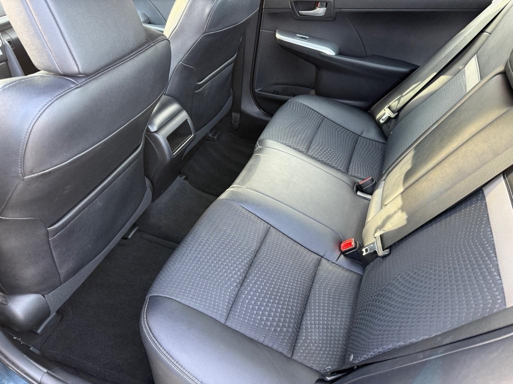 Toyota Camry SE 2013