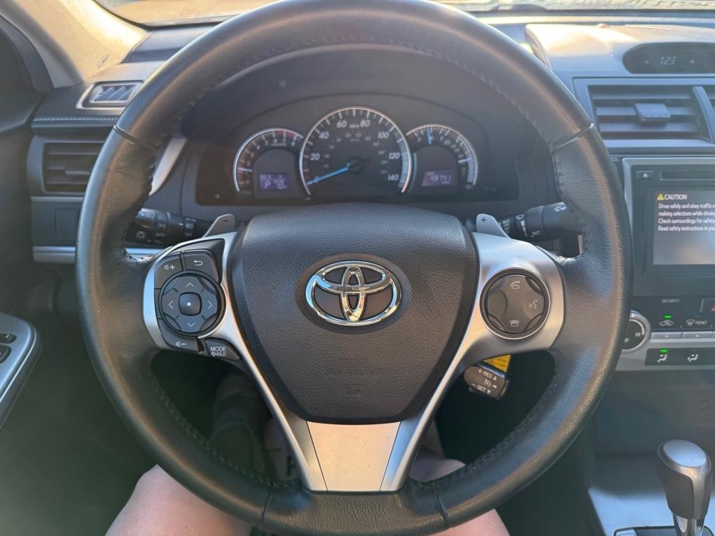 Toyota Camry SE 2014