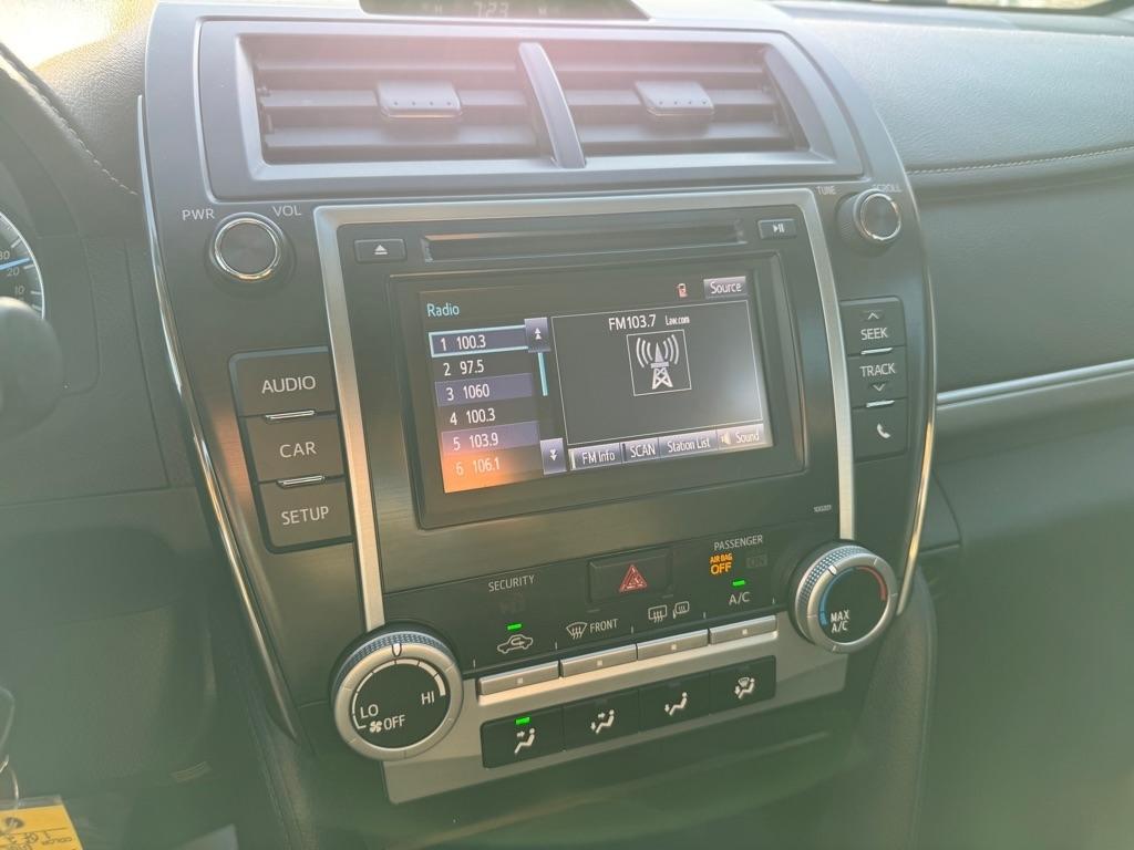 Toyota Camry SE 2014
