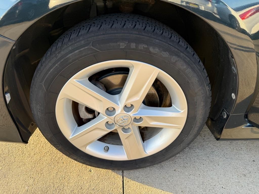 Toyota Camry SE 2014