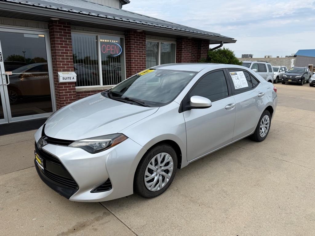 Toyota Corolla LE CVT 2017