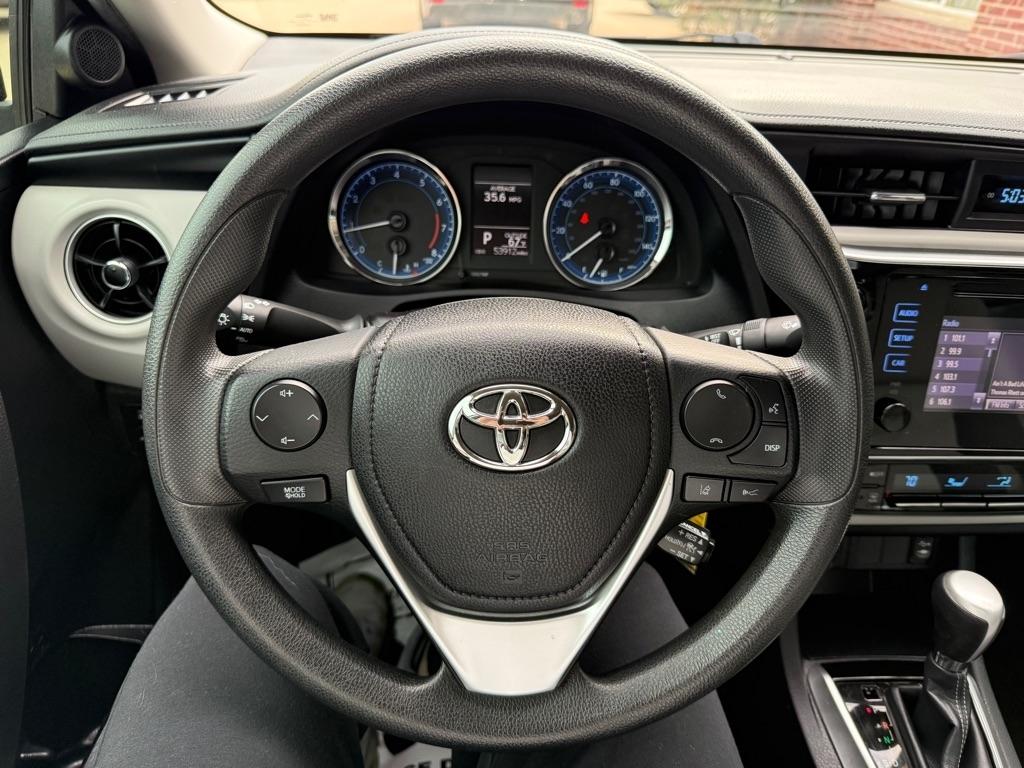 Toyota Corolla LE CVT 2017
