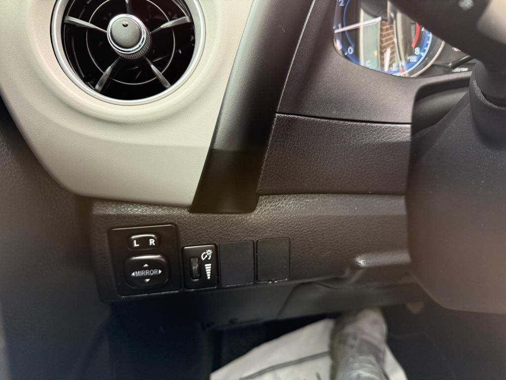 Toyota Corolla LE CVT 2017