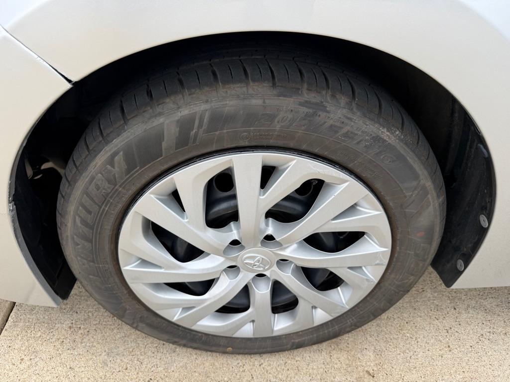 Toyota Corolla LE CVT 2017