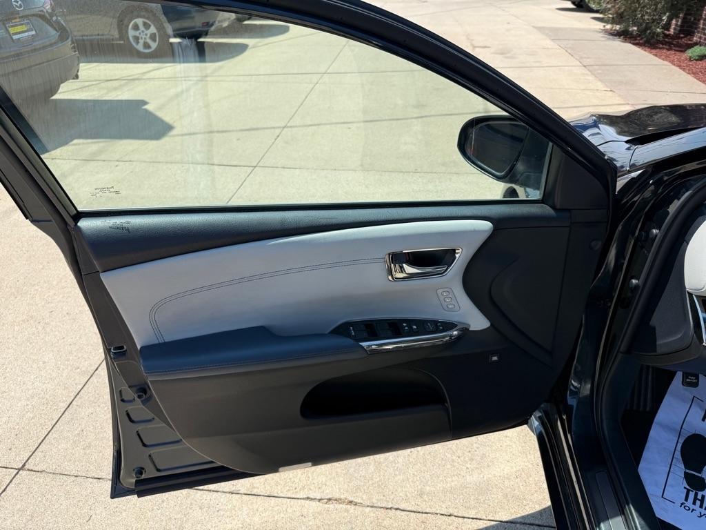 Toyota Avalon Limited 2015