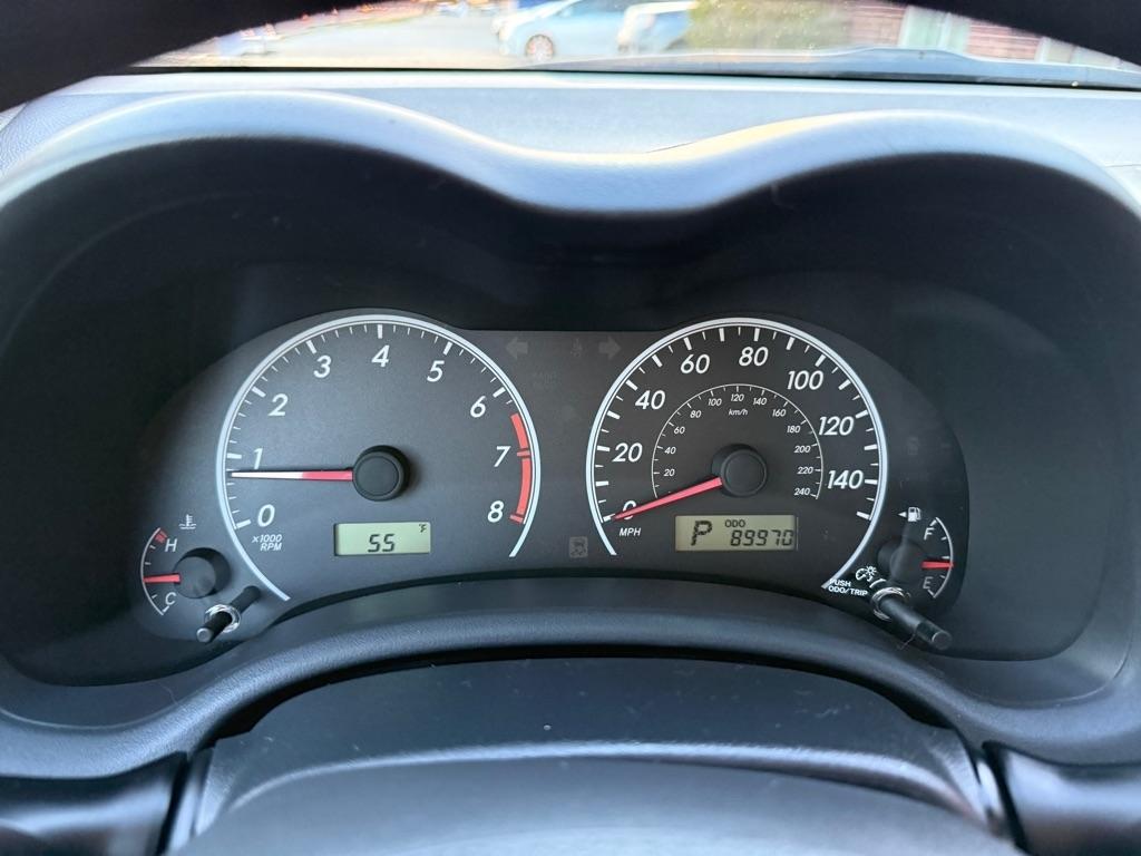 Toyota Corolla LE 4-Speed AT 2013