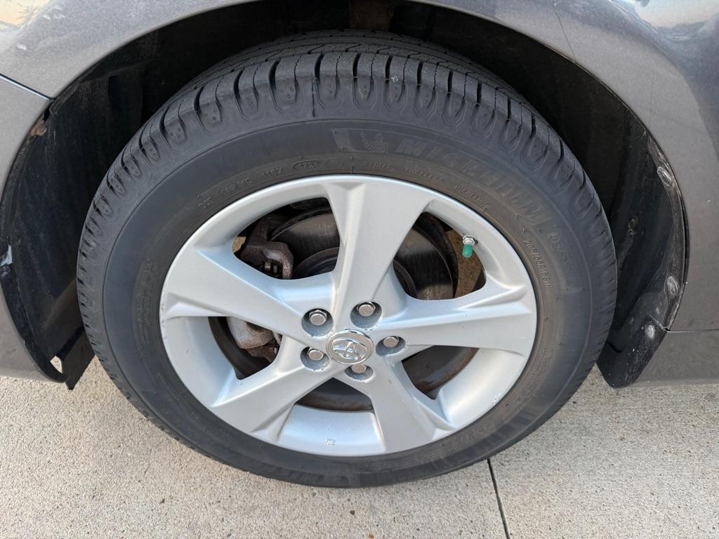 Toyota Corolla LE 4-Speed AT 2013