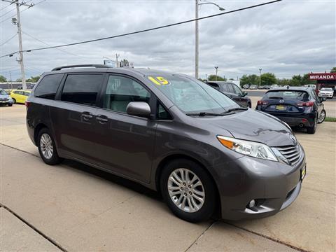 2015 Toyota Sienna XLE FWD 8-Passenger V6