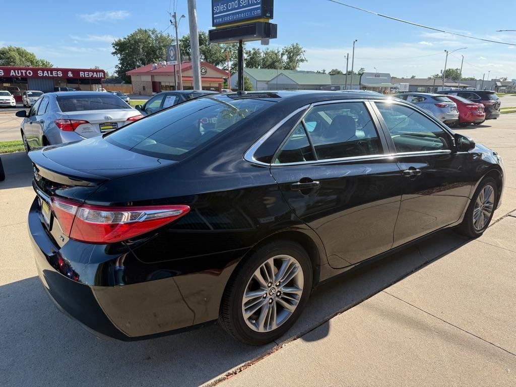 Toyota Camry SE 2015