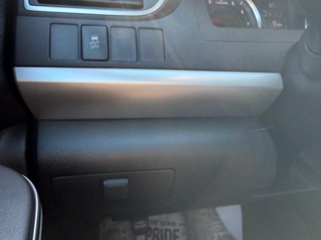 Toyota Camry SE 2015