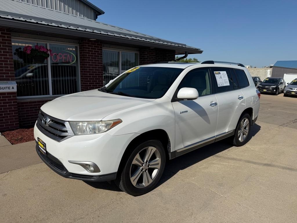 Toyota Highlander Limited 4WD 2013