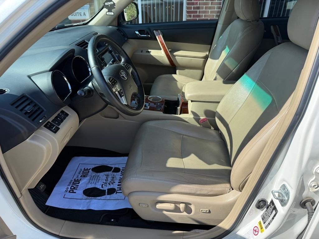 Toyota Highlander Limited 4WD 2013