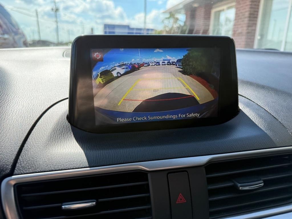 Mazda MAZDA3 i Touring AT 5-Door 2017