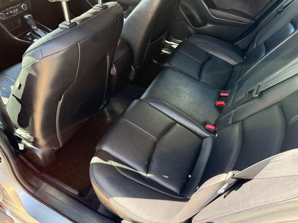 Mazda MAZDA3 i Touring AT 5-Door 2017