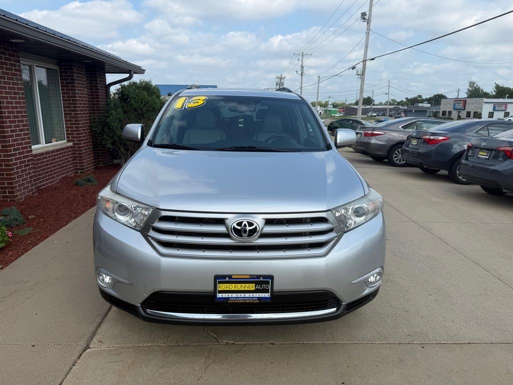 Toyota Highlander SE V6 AWD (Natl) 2013