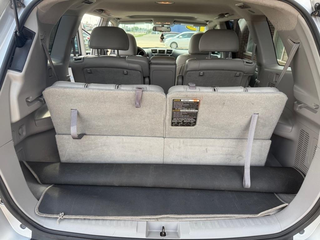 Toyota Highlander SE V6 AWD (Natl) 2013