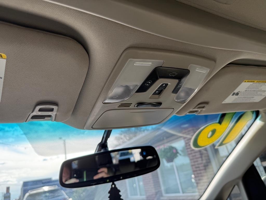 Toyota Sienna XLE FWD 8-Passenger V6 2016