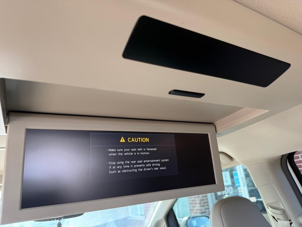 Toyota Sienna XLE FWD 8-Passenger V6 2016