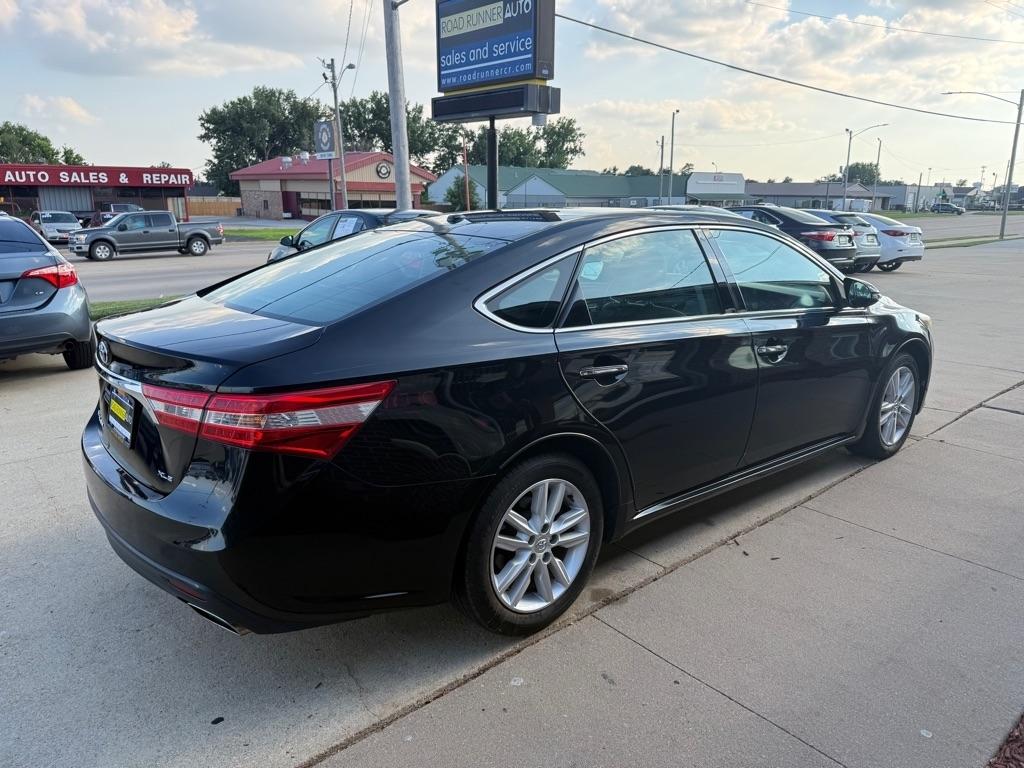 Toyota Avalon XLE 2015