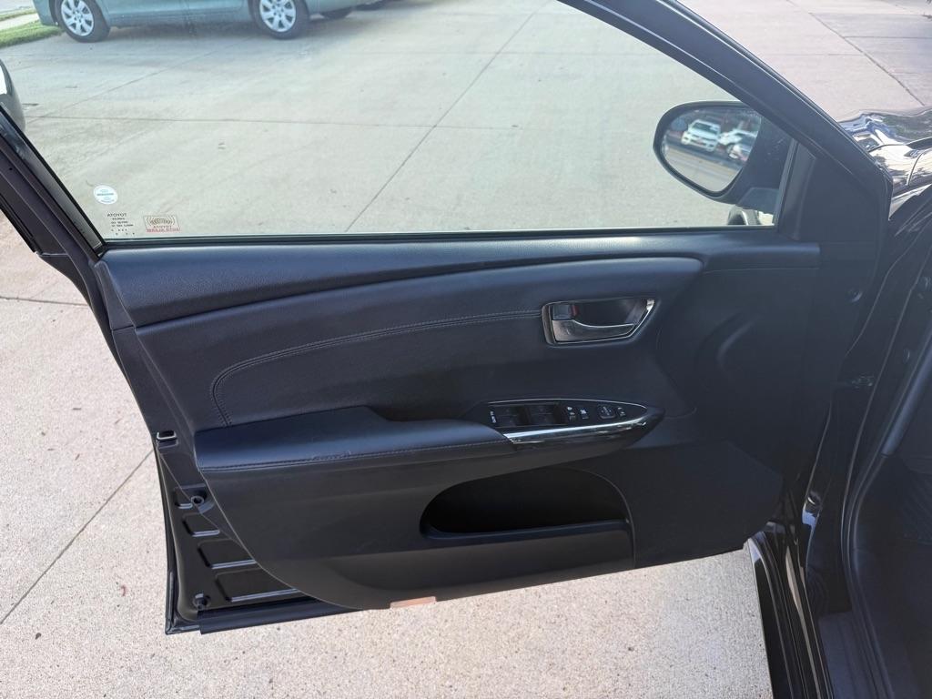 Toyota Avalon XLE 2015
